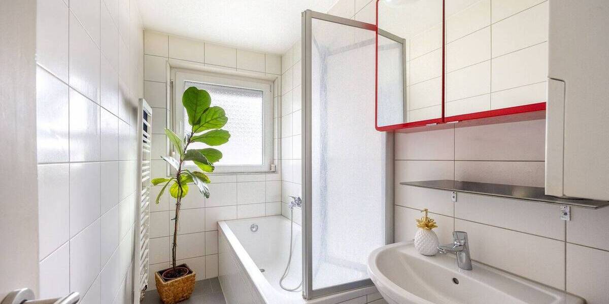 Mehrfamilienhaus, Wohnhaus Ludwigsburg Ost - 1 Zimmer, 215 m&sup2;, 649.000&euro; | Angebot:26595800