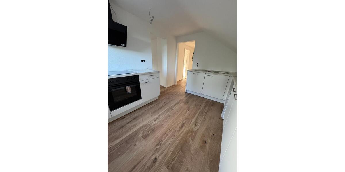 Dachgeschoßwohnung Backnang - 2 Zimmer, 55 m&sup2;, 950&euro; | Angebot:25306793