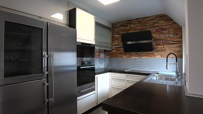 HELL UND HOCHWERTIG - GROßZÜGIG IN ESSLINGEN - Maisonettenwohnung Esslingen am Neckar Brühl | Angebot:27224430