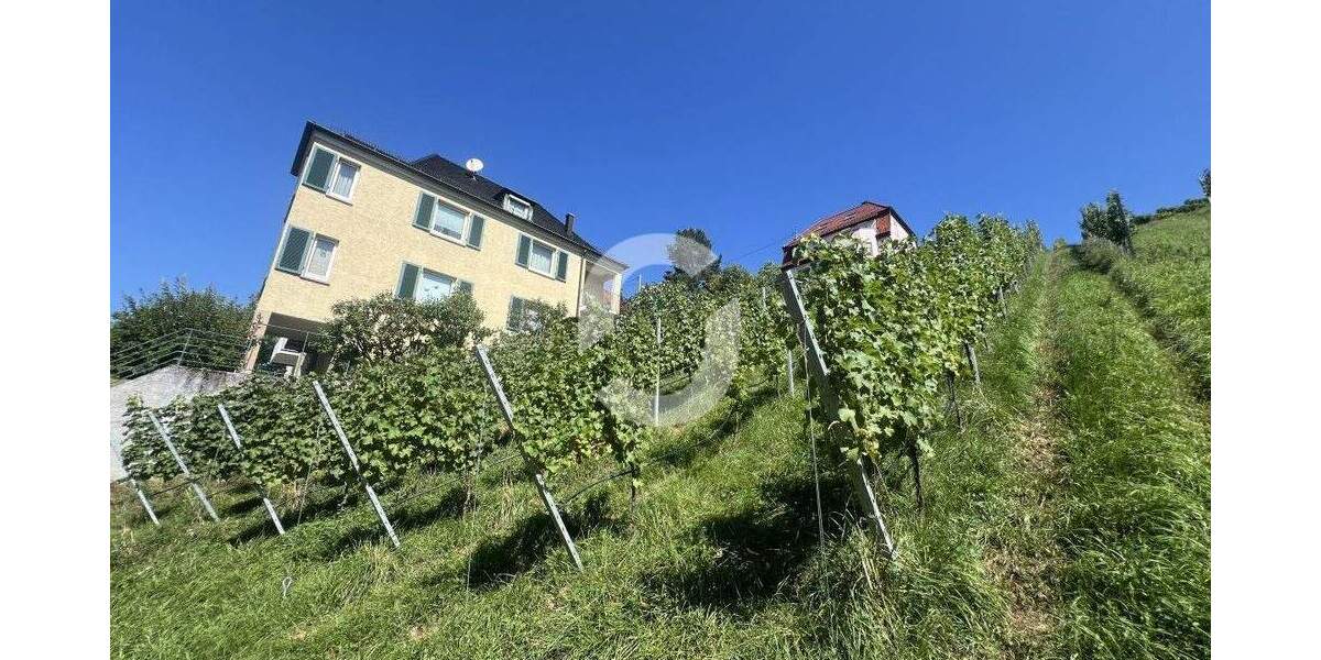 Mehrfamilienhaus, Wohnhaus Stuttgart Untertürkheim - 8 Zimmer, 206 m&sup2;, 700.000&euro; | Angebot:25743414