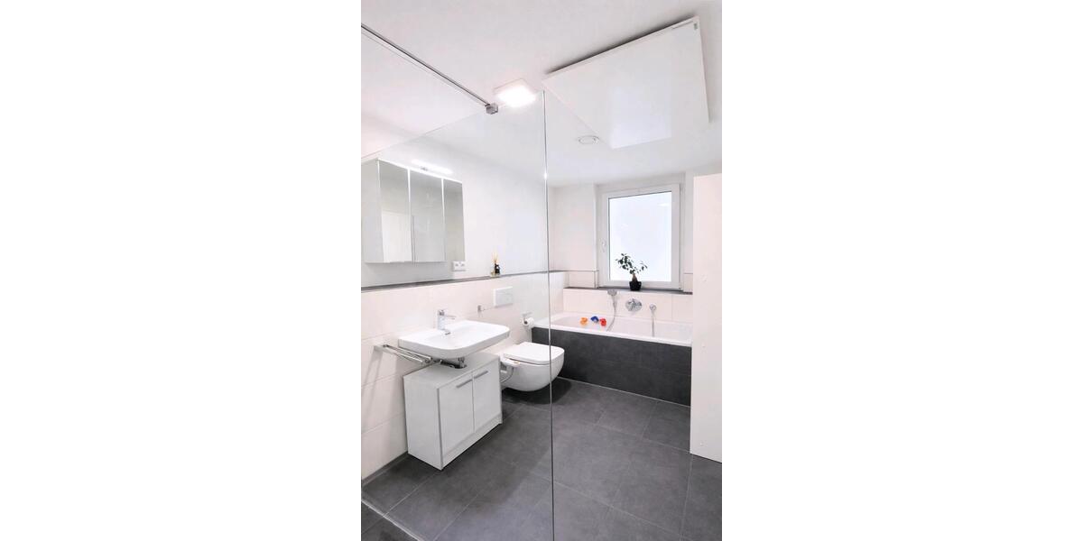 Etagenwohnung Besigheim - 2.5 Zimmer, 69 m&sup2;, 369.000&euro; | Angebot:24829853