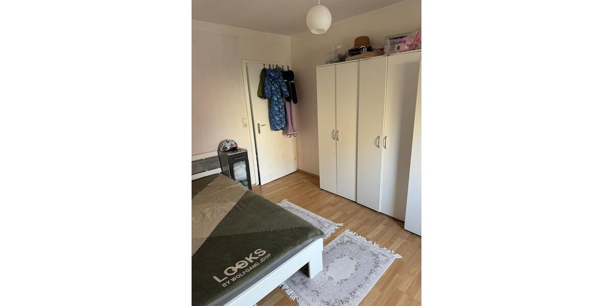 Etagenwohnung Walheim - 3 Zimmer, 63 m&sup2;, 850&euro; | Angebot:25407138