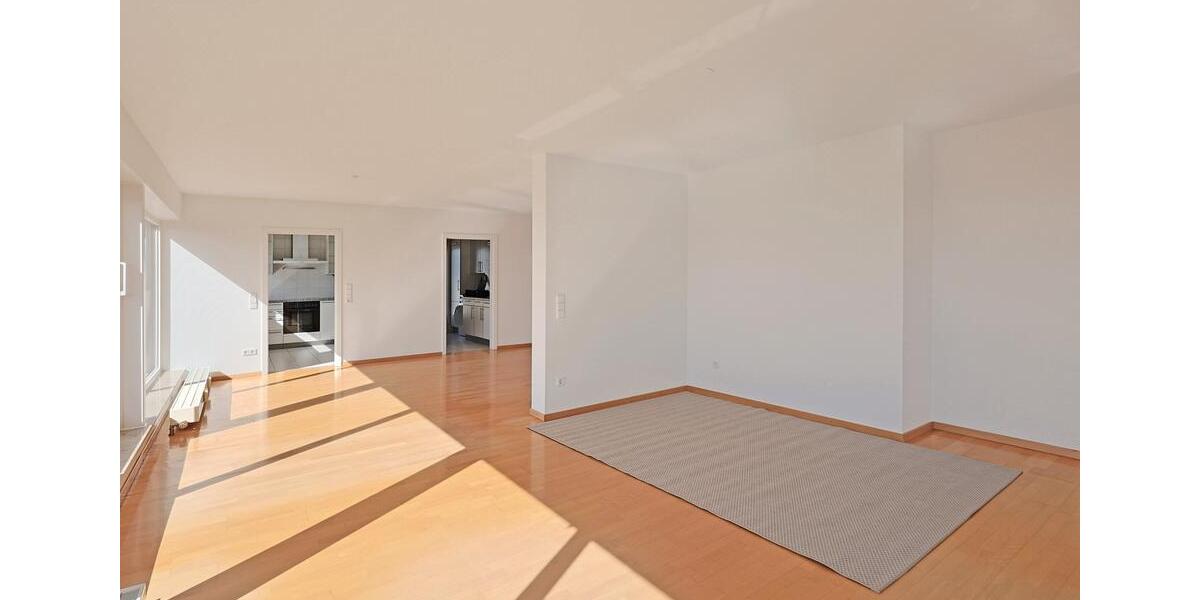 Einfamilienhaus Leonberg - 5.5 Zimmer, 203 m&sup2;, 2.500&euro; | Angebot:26399152