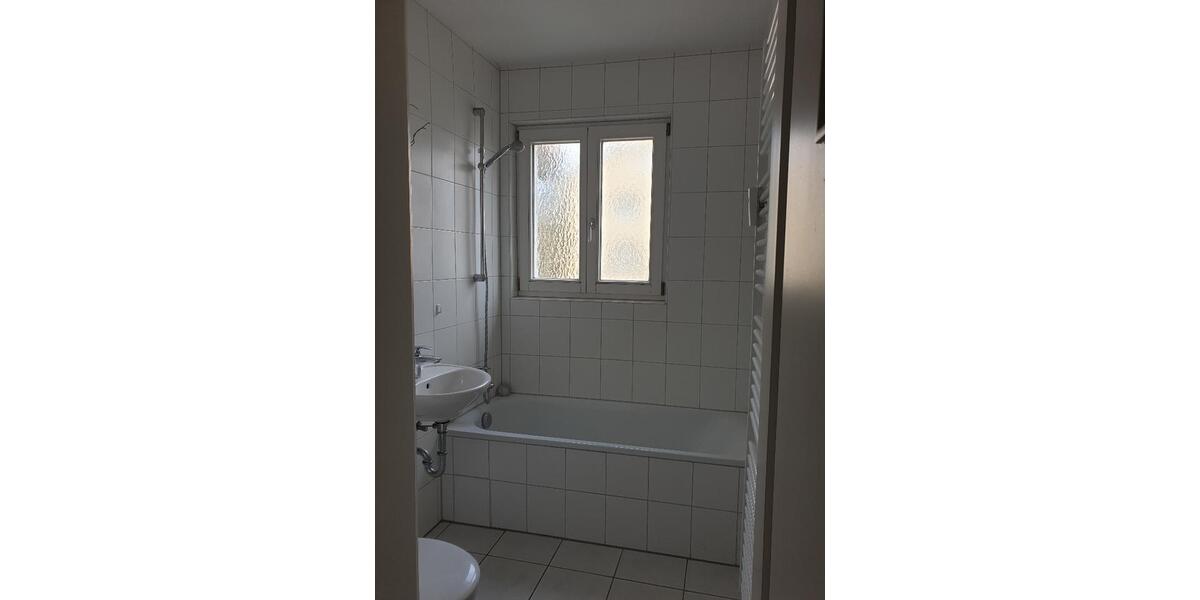 Etagenwohnung Esslingen am Neckar Hegensberg - 2 Zimmer, 50 m&sup2;, 560&euro; | Angebot:26442267