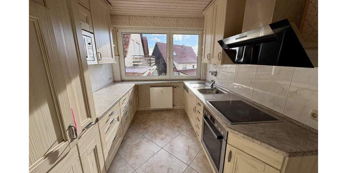 Etagenwohnung Leonberg Gebersheim - 7 Zimmer, 173 m&sup2;, 579.000&euro; | Angebot:25704392