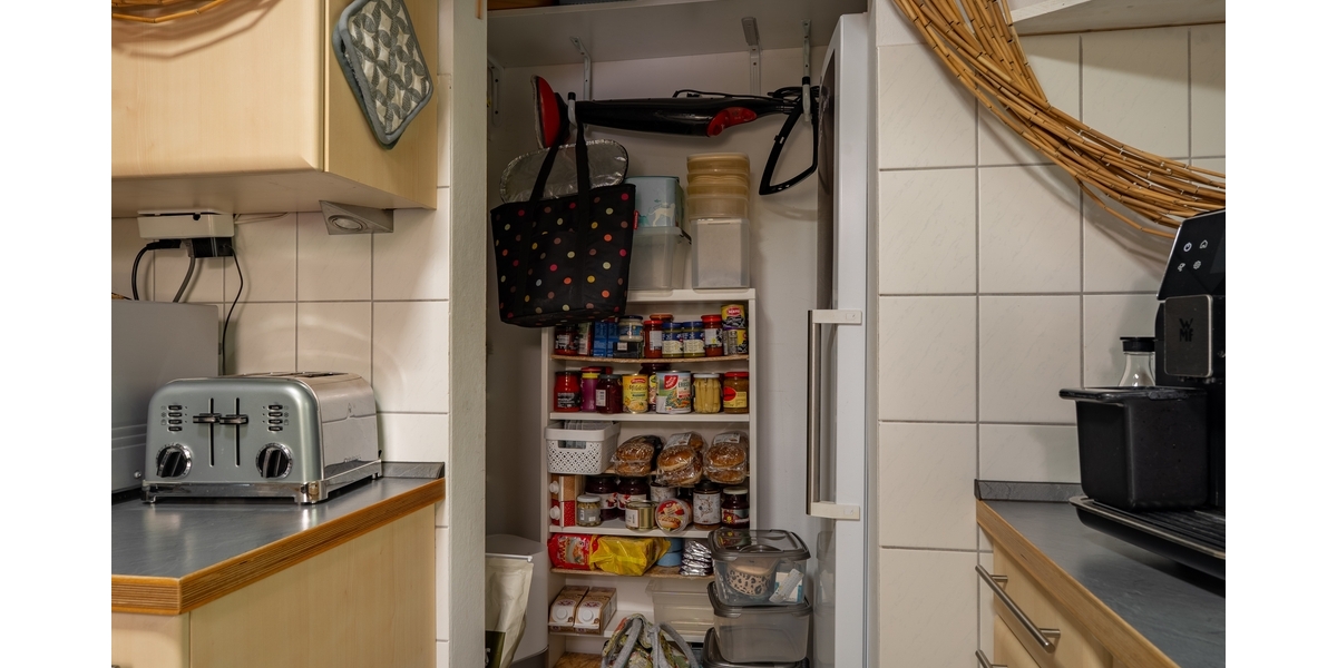 3,5 Zimmer mit großer Eckterrasse & Kamin im 3-Familienhaus - 3.5 Remshalden | Angebot:27190563