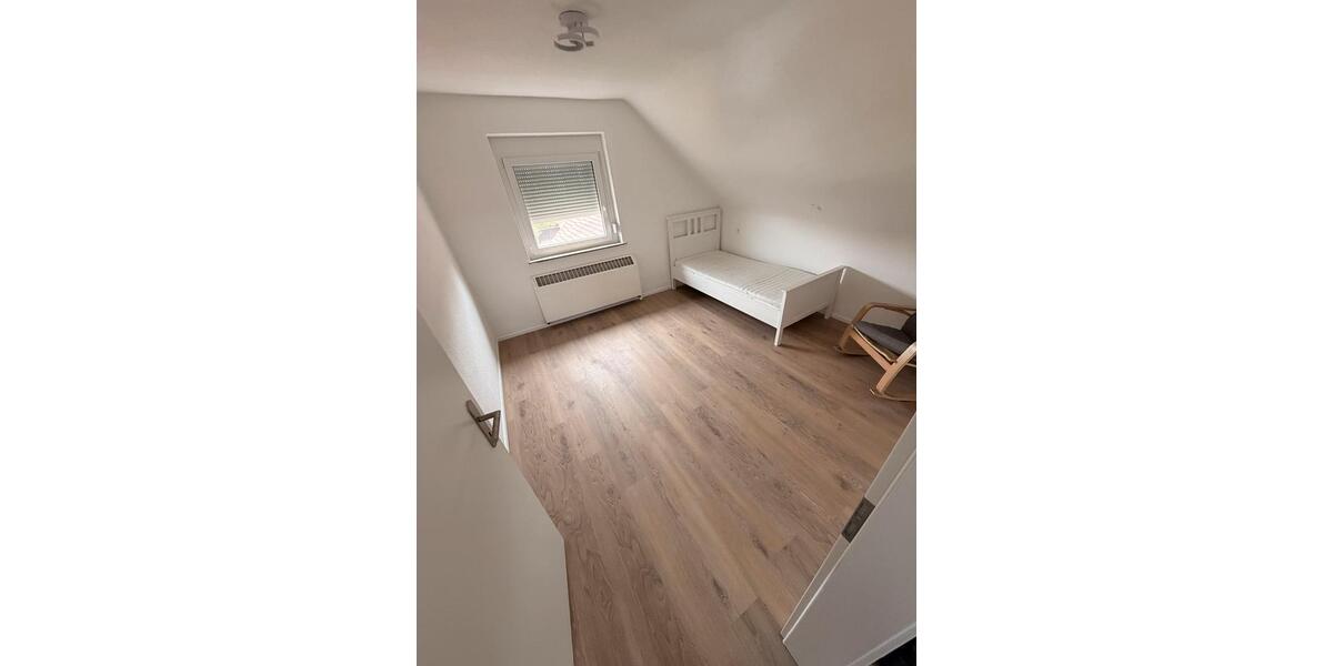 Etagenwohnung Stuttgart Bad Cannstatt - 1 Zimmer, 57 m&sup2;, 550&euro; | Angebot:25959892