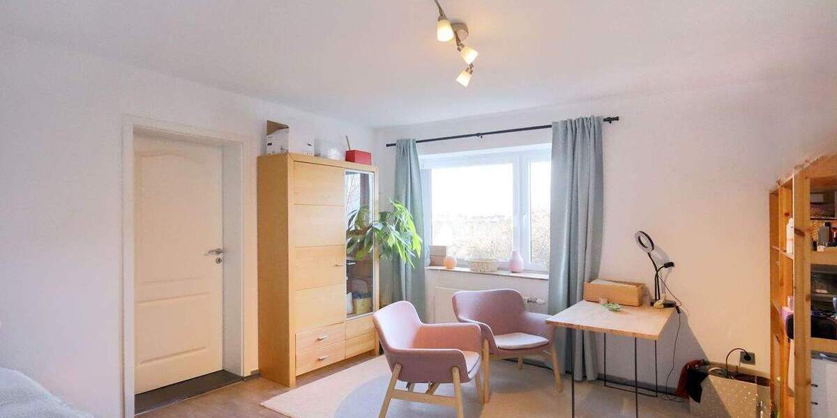 Einfamilienhaus Tiefenbronn Lehningen - 8 Zimmer, 266 m&sup2;, 795.000&euro; | Angebot:25771592