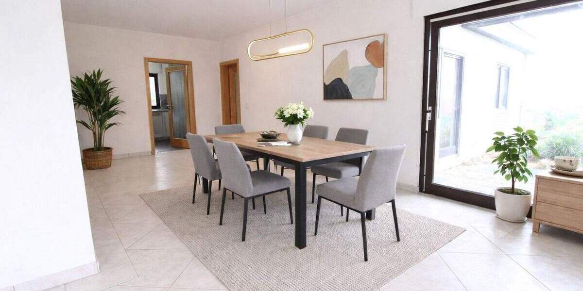 Bungalow Mühlacker Dürrmenz - 6 Zimmer, 162 m&sup2;, 549.000&euro; | Angebot:25684366