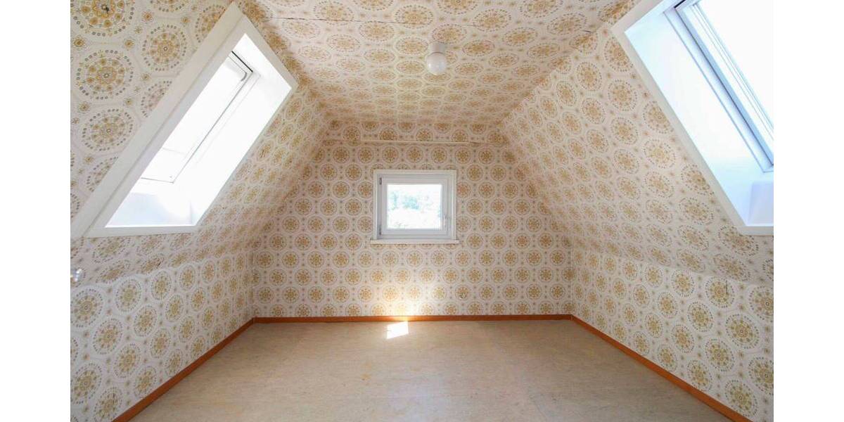 Mehrfamilienhaus, Wohnhaus Stuttgart Botnang - 9 Zimmer, 204 m&sup2;, 980.000&euro; | Angebot:26930004