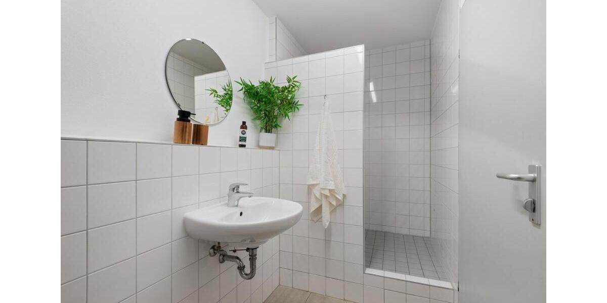 Etagenwohnung Ludwigsburg Eglosheim - 1 Zimmer, 10 m&sup2;, 439&euro; | Angebot:27556611