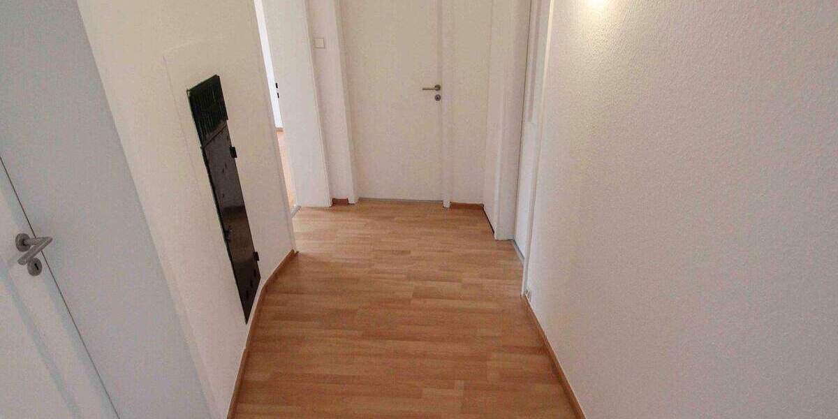 Einfamilienhaus Stuttgart Dürrlewang - 3 Zimmer, 270.000&euro; | Angebot:25715930