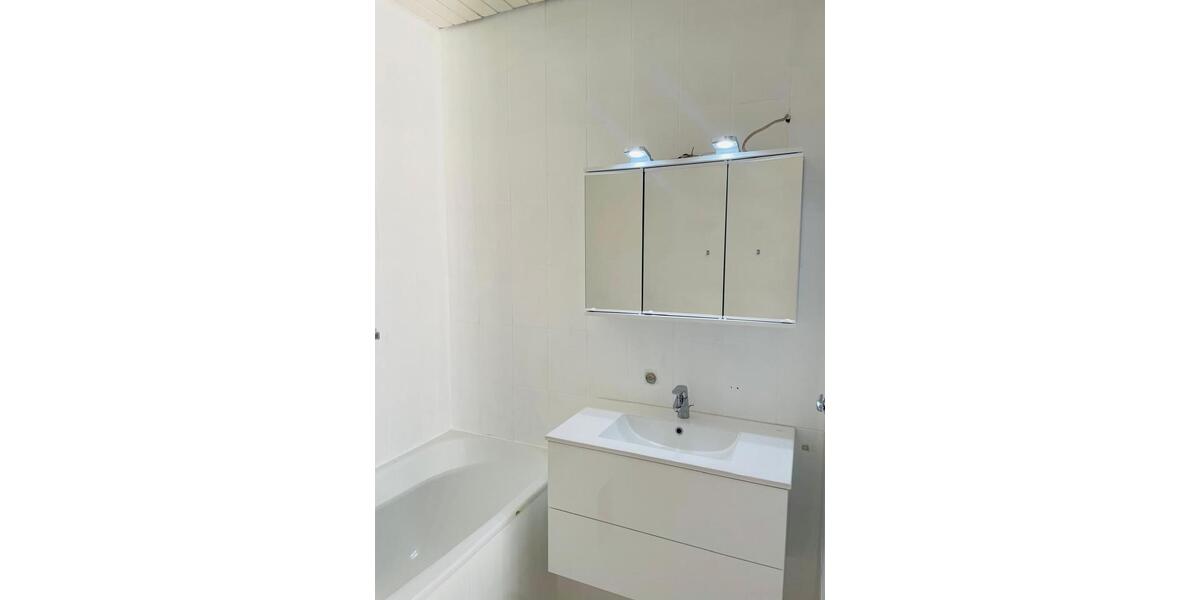 Etagenwohnung Stuttgart Stuttgart-Nord - 3 Zimmer, 80 m&sup2;, 1.450&euro; | Angebot:25281335