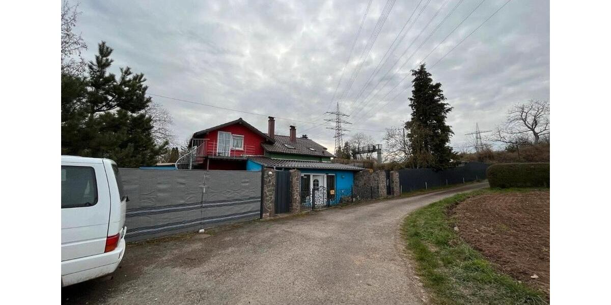 Einfamilienhaus Stuttgart Mühlhausen - 7 Zimmer, 126 m&sup2;, 3.200&euro; | Angebot:25291421