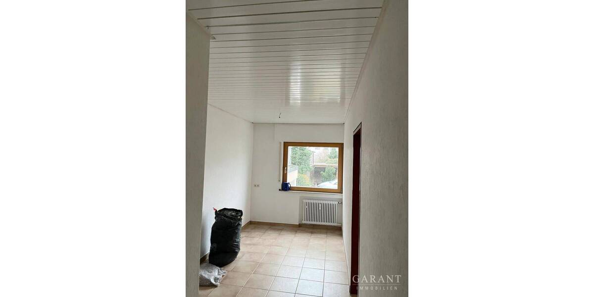 Etagenwohnung Stuttgart Bad Cannstatt - 4 Zimmer, 107 m&sup2;, 1.500&euro; | Angebot:26930193