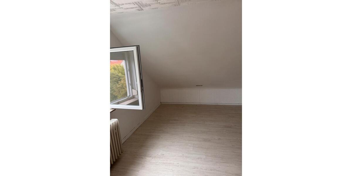 Dachgeschoßwohnung Nordheim - 2 Zimmer, 50 m&sup2;, 600&euro; | Angebot:27550306