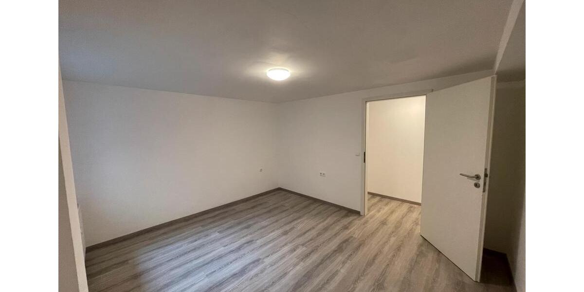 Etagenwohnung Mühlacker - 3 Zimmer, 80 m&sup2;, 790&euro; | Angebot:27541153