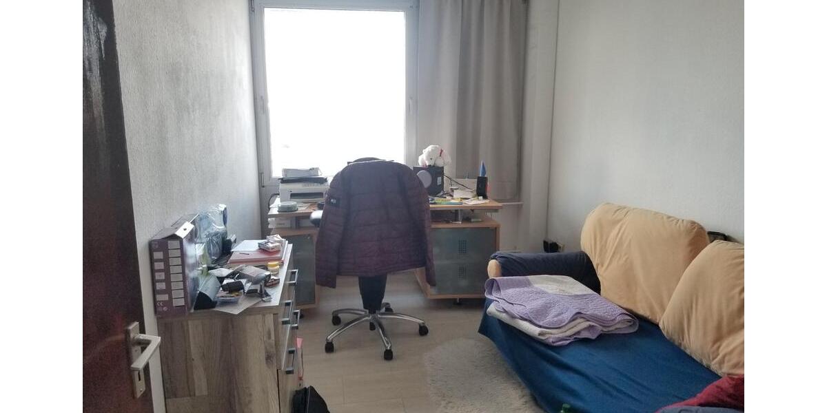 Etagenwohnung Leonberg - 3 Zimmer, 82 m&sup2;, 250.000&euro; | Angebot:25992121