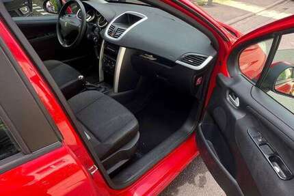 Peugeot 207 142.455 km 2.350 &euro; Steinheim an der Murr, Stadt 71711