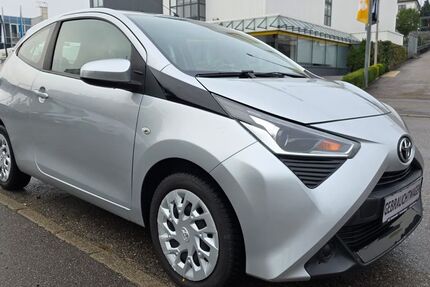 Toyota Aygo (X) 75.575 km 7.990 &euro; Kornwestheim (bei Stuttgart) 70806