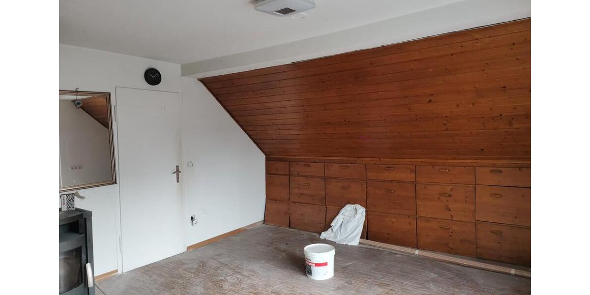 Dachgeschoßwohnung Backnang - 2 Zimmer, 45 m&sup2;, 650&euro; | Angebot:27564680