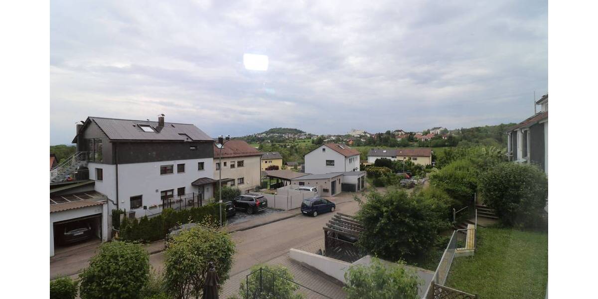 Etagenwohnung Leonberg Höfingen - 4 Zimmer, 95 m&sup2;, 295.000&euro; | Angebot:25797758