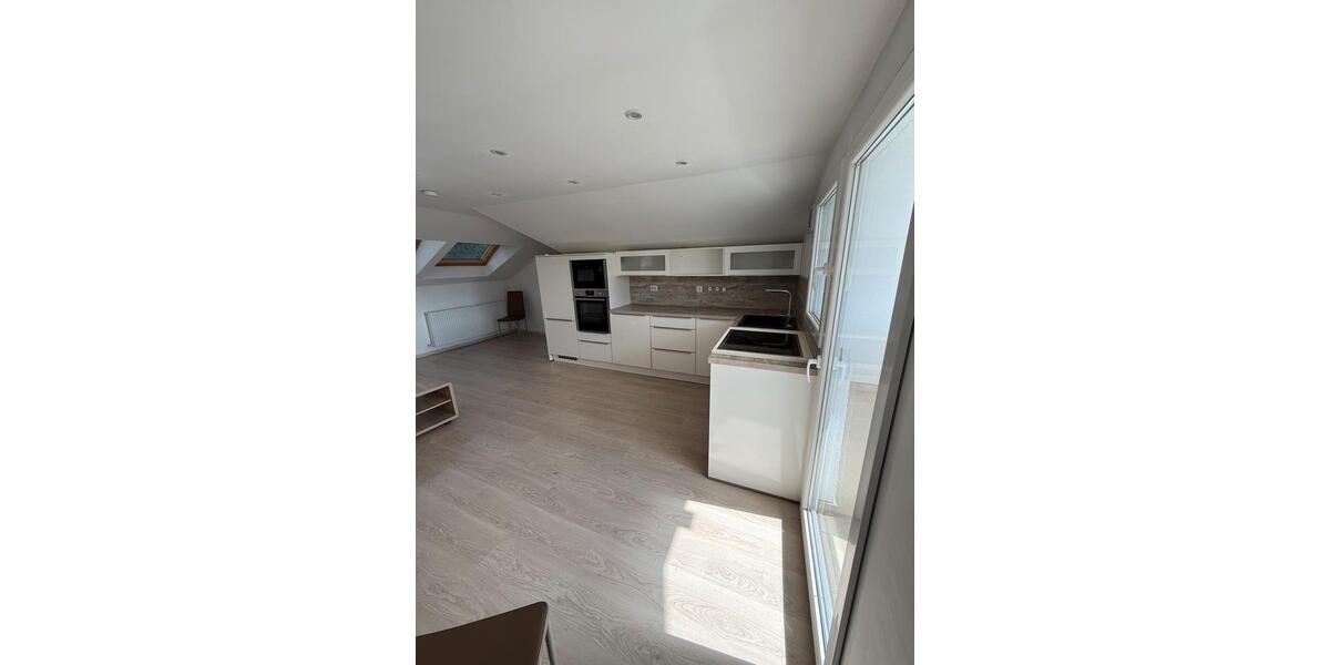 Dachgeschoßwohnung Kernen im Remstal - 1.5 Zimmer, 50 m&sup2;, 1.000&euro; | Angebot:25919121