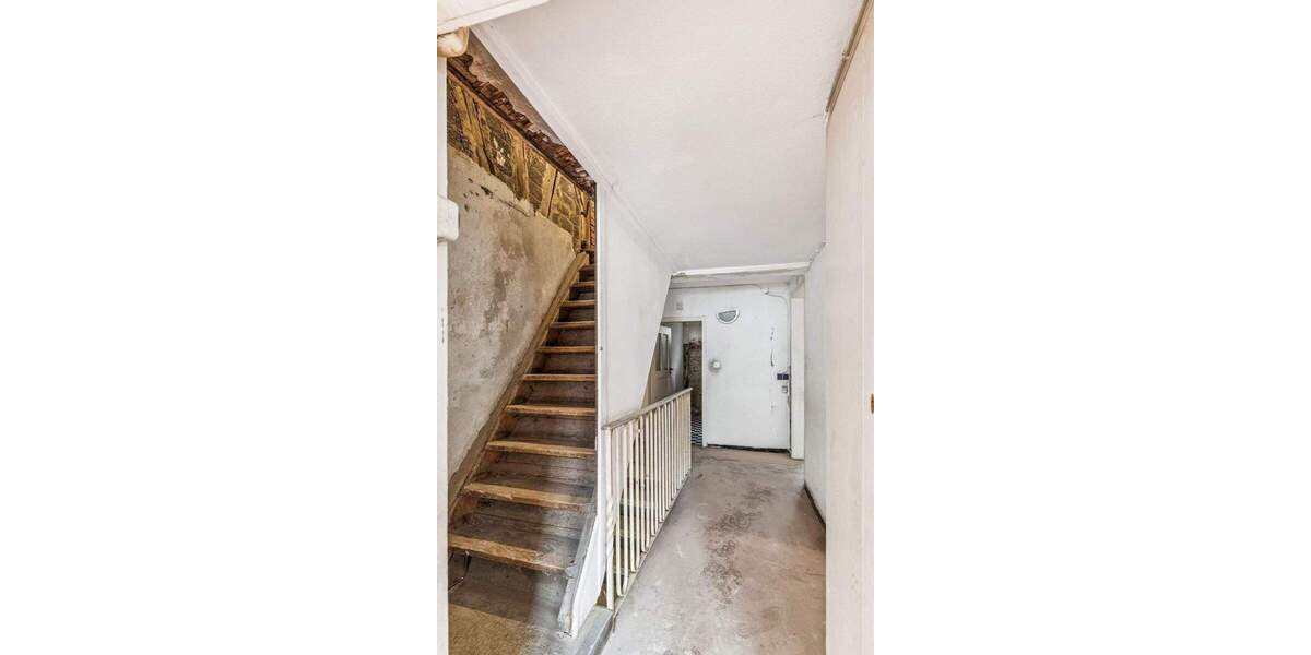 Einfamilienhaus Bönnigheim / Hohenstein Hohenstein - 5 Zimmer, 113 m&sup2;, 185.000&euro; | Angebot:25704171