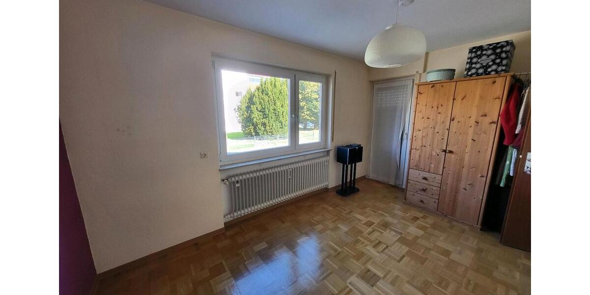 Erdgeschoßwohnung Filderstadt - 3 Zimmer, 92 m&sup2;, 1.000&euro; | Angebot:27576640