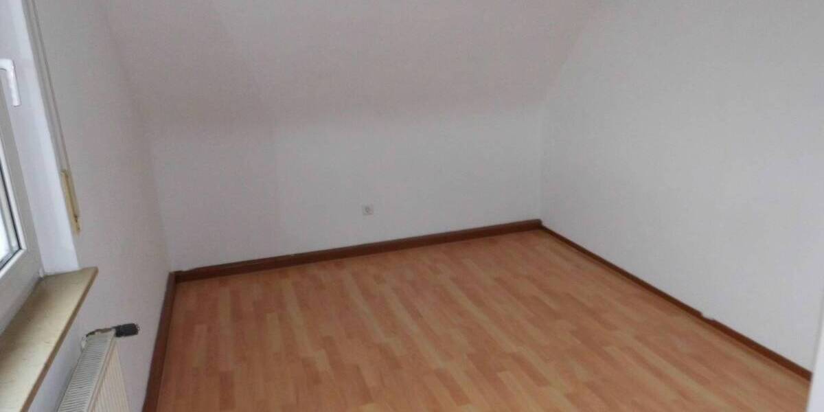 Etagenwohnung Stuttgart Bad Cannstatt - 3 Zimmer, 67 m&sup2;, 990&euro; | Angebot:25677667