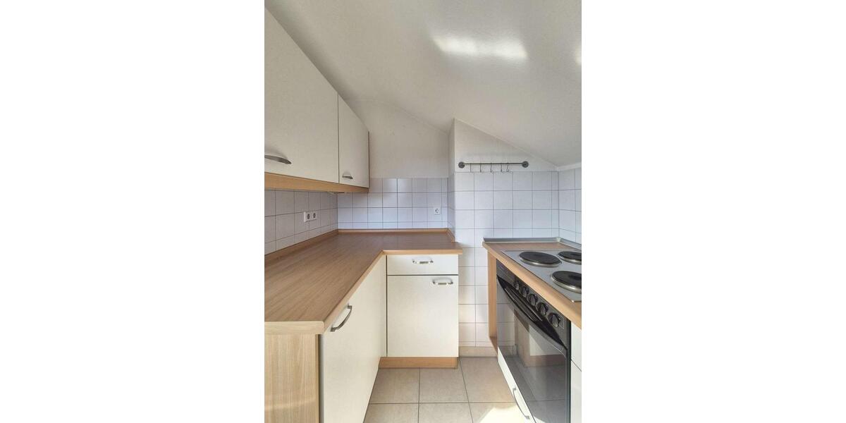 Dachgeschoßwohnung Stuttgart Sillenbuch - 1.5 Zimmer, 59 m&sup2;, 700&euro; | Angebot:25282511