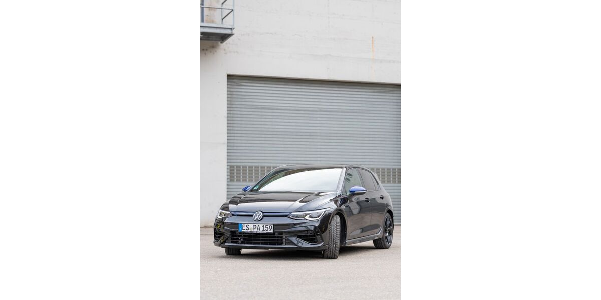 VW Golf 7.000 km 51.999 &euro; Deizisau 73779