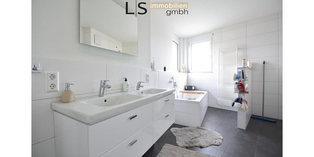 Etagenwohnung Heimsheim - 3 Zimmer, 136 m&sup2;, 1.550&euro; | Angebot:25255130