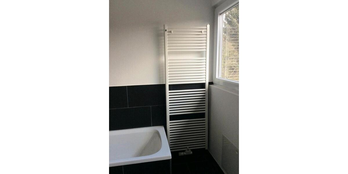 Dachgeschoßwohnung Stuttgart Feuerbach - 2.5 Zimmer, 62 m&sup2;, 334.000&euro; | Angebot:26000156