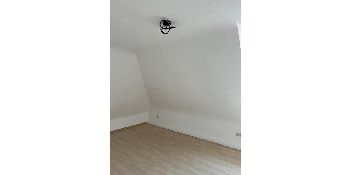 Dachgeschoßwohnung Heilbronn - 1.5 Zimmer, 45 m&sup2;, 690&euro; | Angebot:25987980