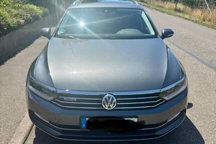 VW Passat 180.000 km 15.700 &euro; Freiberg Am Neckar 71691
