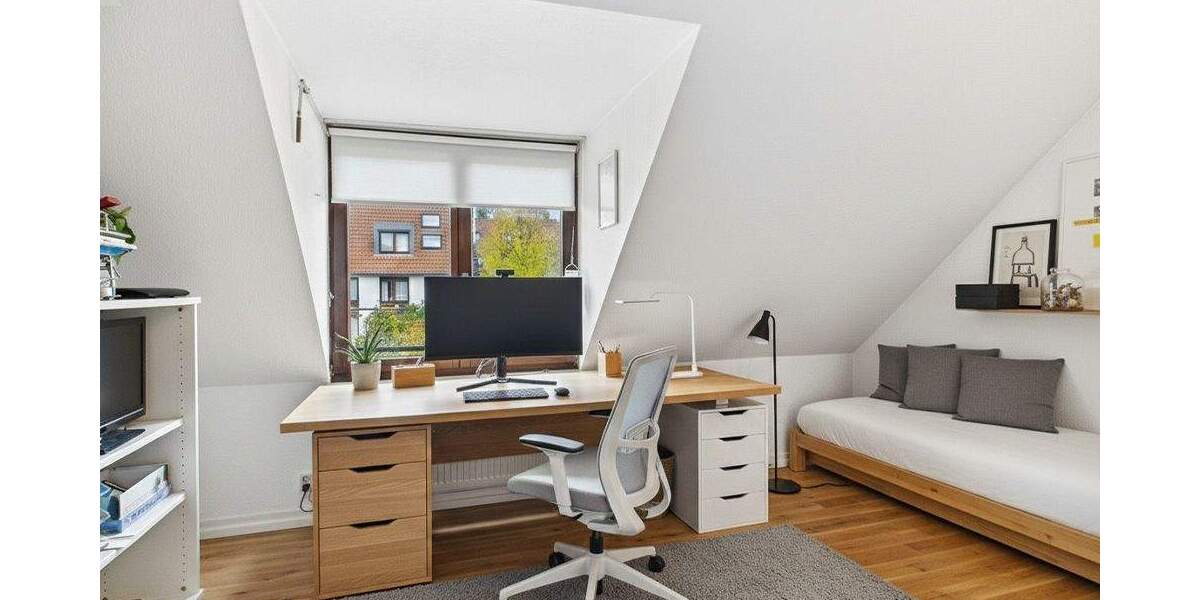 Reihenmittelhaus Stuttgart Stammheim - 5 Zimmer, 127 m&sup2;, 559.000&euro; | Angebot:25669368