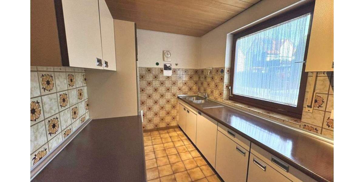 Doppelhaushälfte Leonberg Gebersheim - 8 Zimmer, 171 m&sup2;, 445.000&euro; | Angebot:25865932