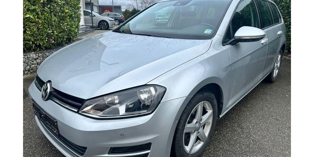 VW Golf 128.000 km 9.990 &euro; Freiberg am Neckar 71691
