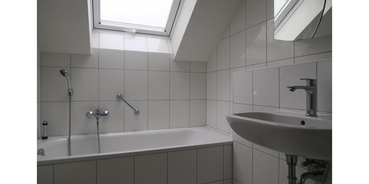 Maisonettenwohnung Schwieberdingen - 4.5 Zimmer, 130 m&sup2;, 1.350&euro; | Angebot:26311621