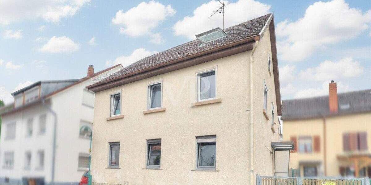 Mehrfamilienhaus, Wohnhaus Heilbronn / Böckingen Böckingen - 9 Zimmer, 160 m&sup2;, 385.000&euro; | Angebot:25775712