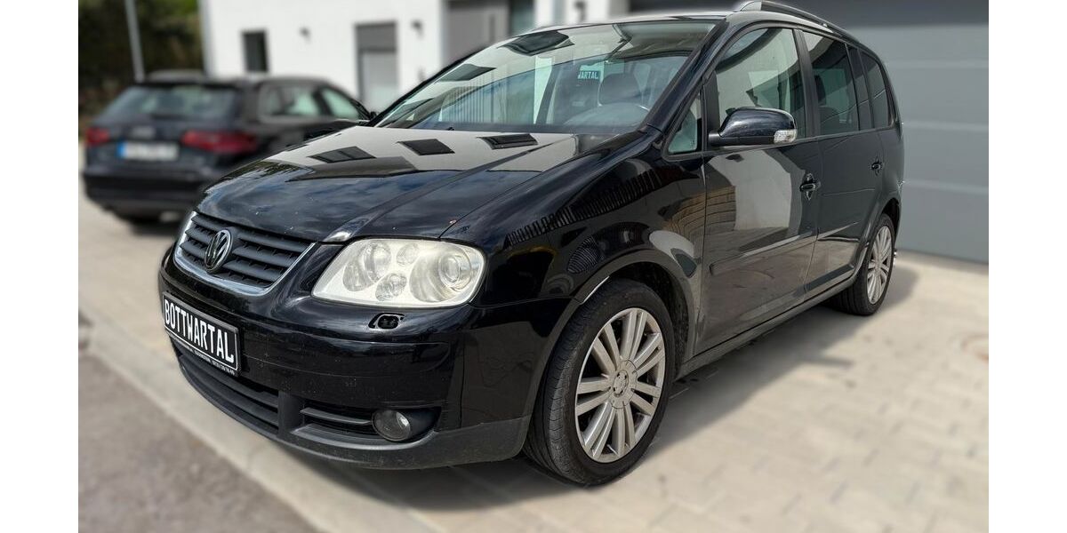 VW Touran 195.000 km 3.990 &euro; Großbottwar 71723