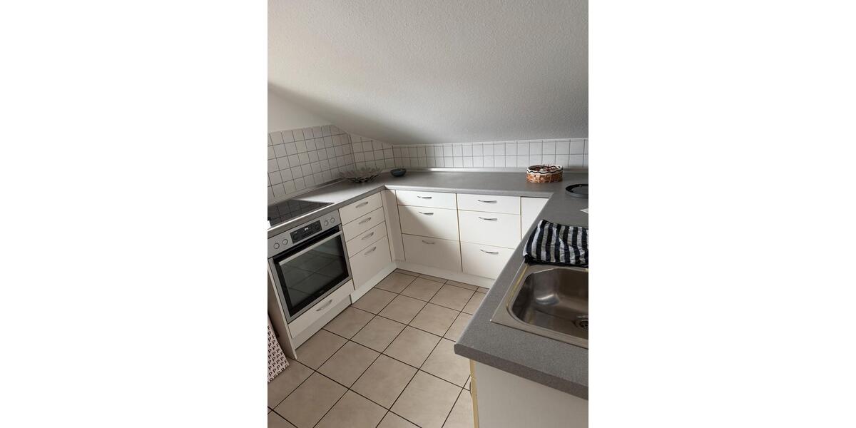 Etagenwohnung Leinfelden-Echterdingen Echterdingen - 3 Zimmer, 89 m&sup2;, 1.550&euro; | Angebot:27545303