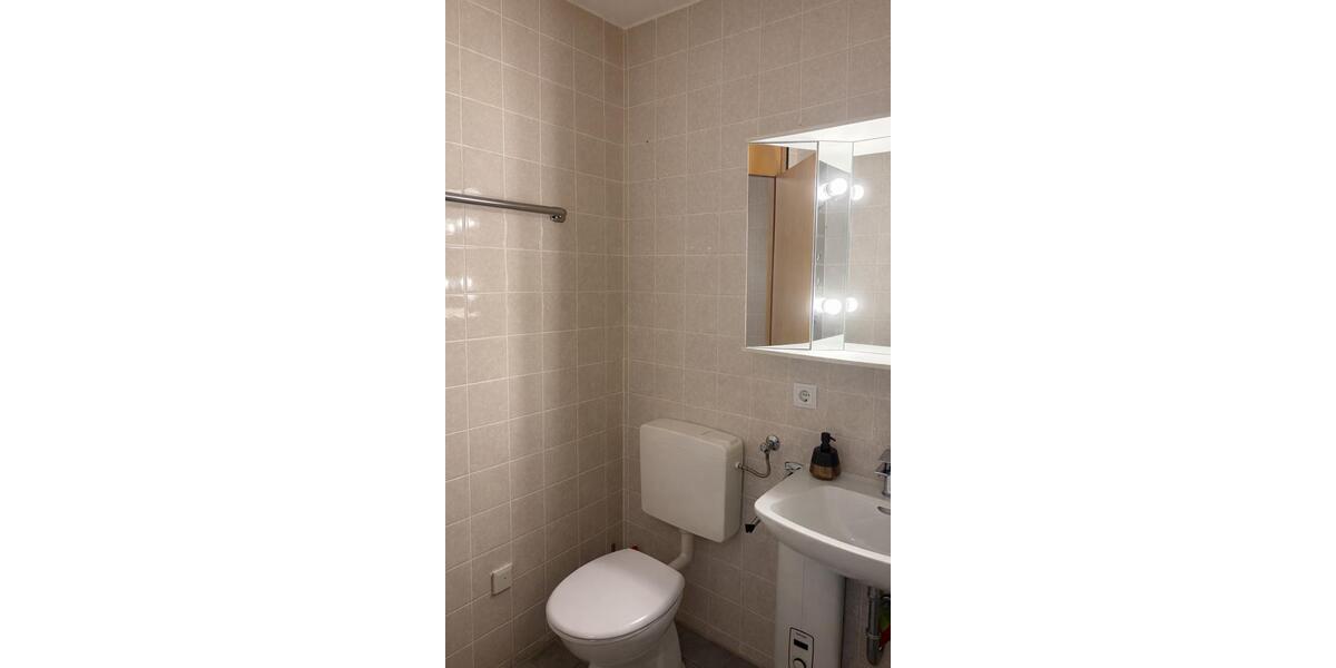 Etagenwohnung Weinstadt - 2 Zimmer, 54 m&sup2;, 1.350&euro; | Angebot:25922249