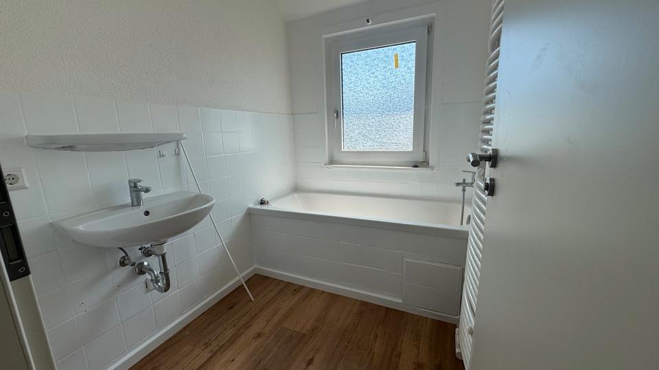 Dachgeschoßwohnung Möglingen - 4 Zimmer, 71 m&sup2;, 1.330&euro; | Angebot:27543973