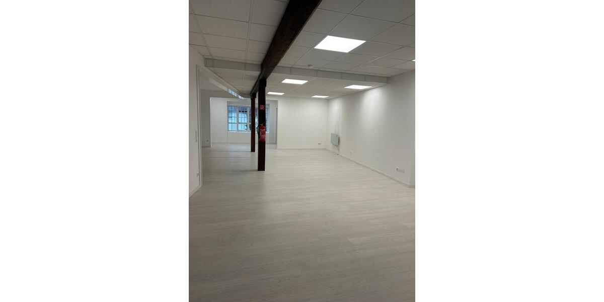 Gewerbeobjekt Pleidelsheim - 600&euro; | Angebot:25982447