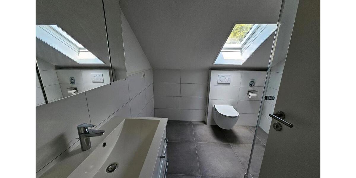 Dachgeschoßwohnung Stuttgart Vaihingen - 2.5 Zimmer, 56 m&sup2;, 960&euro; | Angebot:26048793