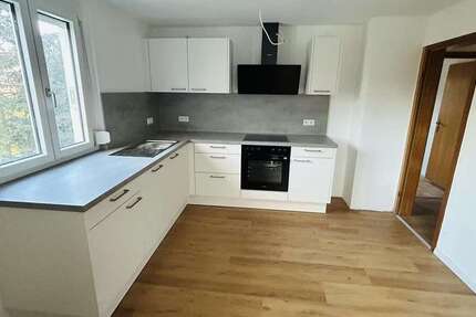 Wohnung Kirchheim am Neckar - 2.5 Zimmer, 63 m&sup2;, 770&euro; | Angebot:25941472