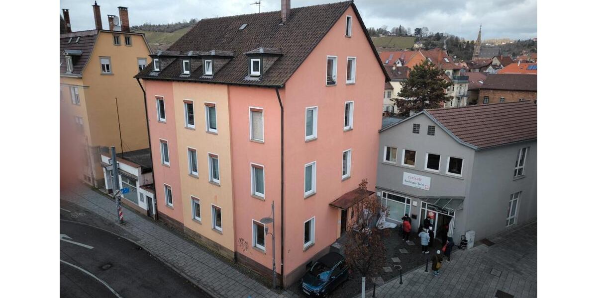 Etagenwohnung Esslingen am Neckar - 4 Zimmer, 105 m&sup2;, 1.200&euro; | Angebot:26039058