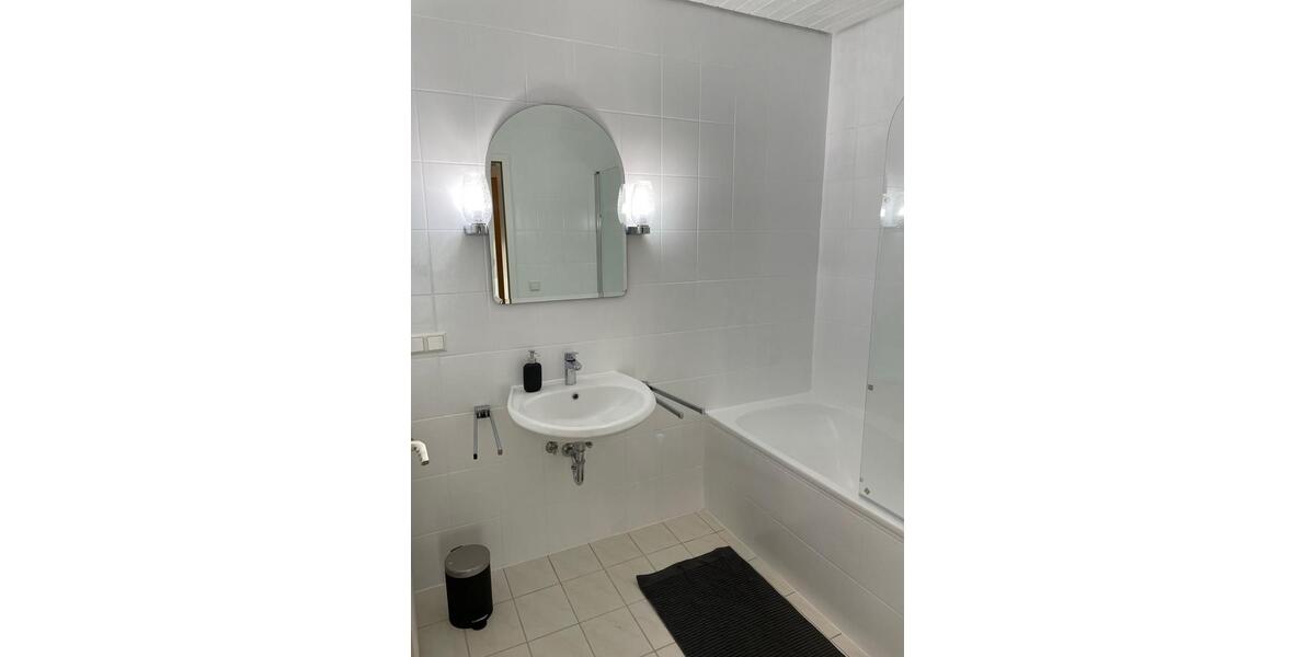 Etagenwohnung Heilbronn - 1 Zimmer, 14 m&sup2;, 360&euro; | Angebot:26461304